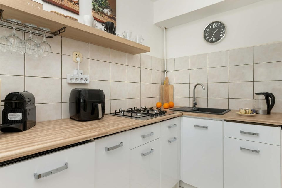 Coffee/tea facilities, Kitchen or kitchenette, pet friendly, stove, toaster