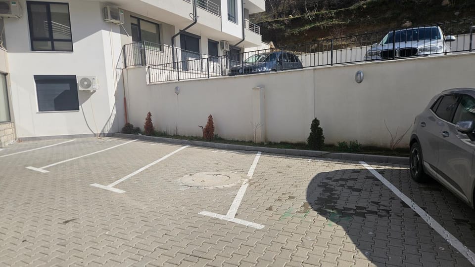 Day, Parking