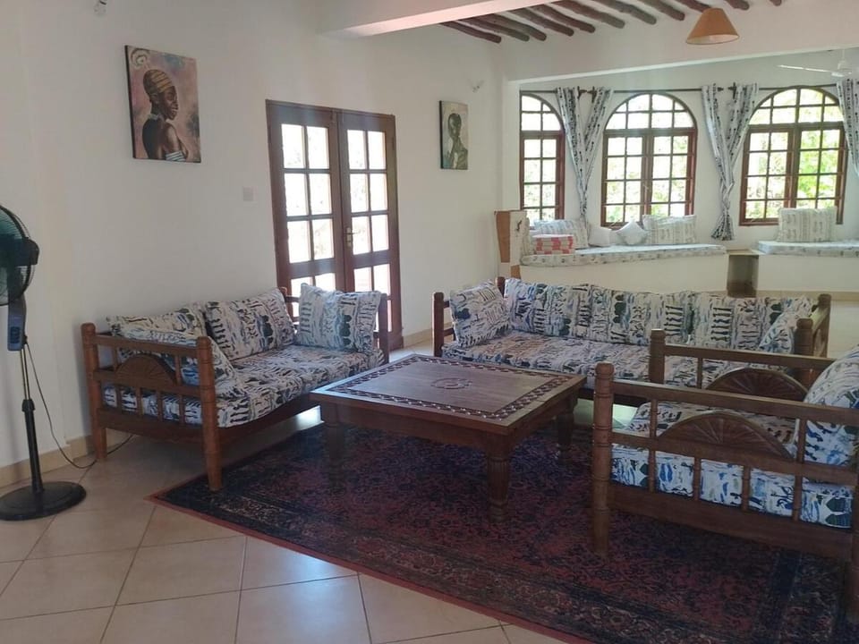 3 Bed Family Home, Private Pool in Diani Villa in Diani Beach