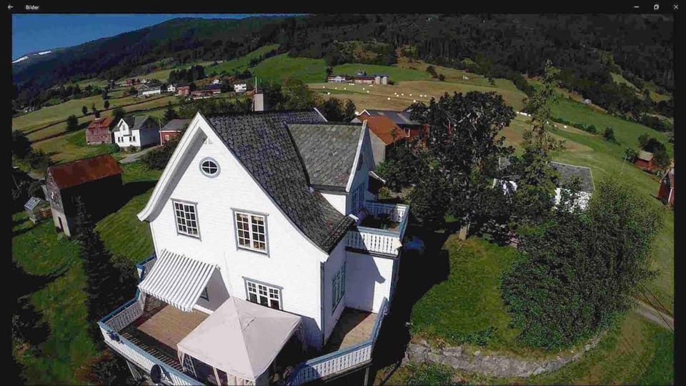 Sognefjorden-Vik i Sogn Apartment in Vestland