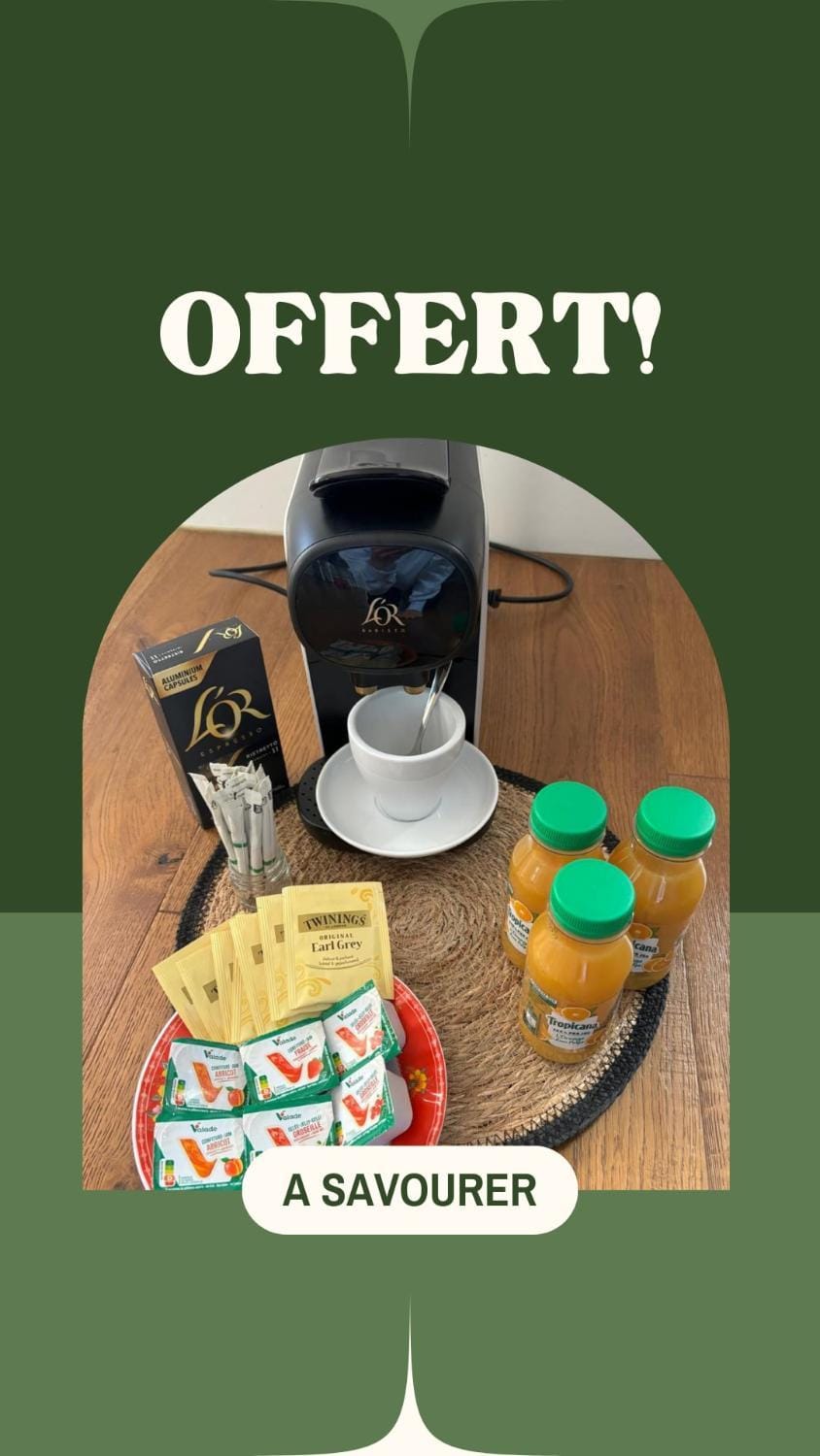Coffee/tea facilities, Text overlay