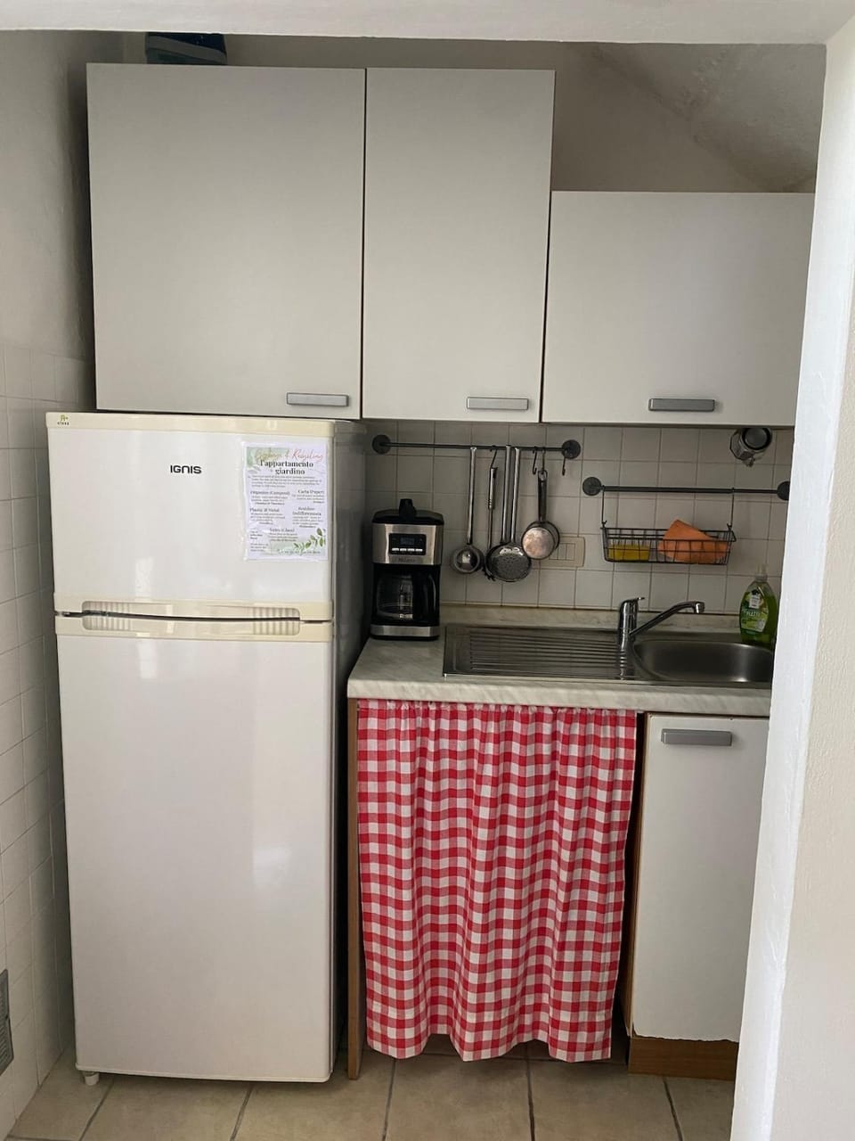 Coffee/tea facilities, Kitchen or kitchenette