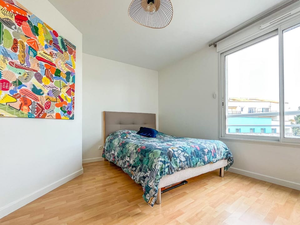 Bed, Bedroom