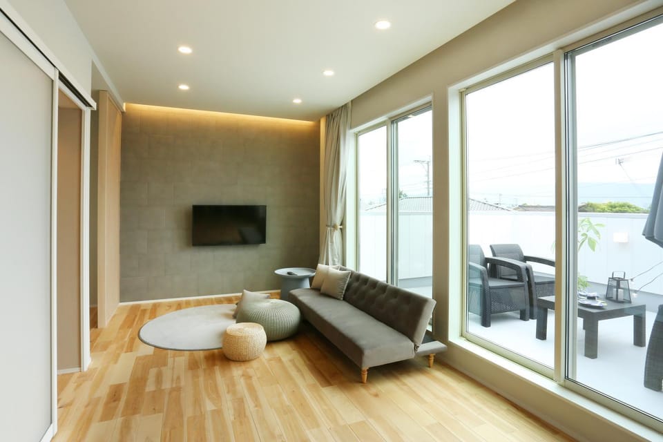 Communal lounge/ TV room, Living room
