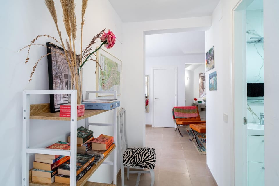 Communal lounge/ TV room, Living room