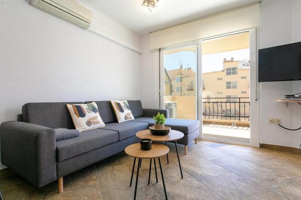 V033 - Rocanegra Apartment in Roses