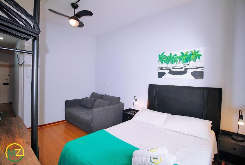 Charming and quiet studio on the beach block Apartment in Rio de Janeiro