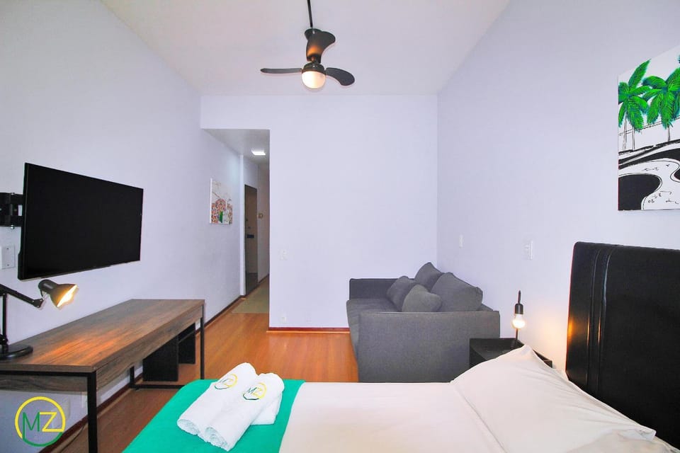 Charming and quiet studio on the beach block Apartment in Rio de Janeiro