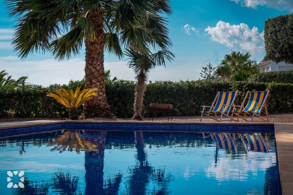 Day, Garden, Garden view, Pool view, Swimming pool, sunbed
