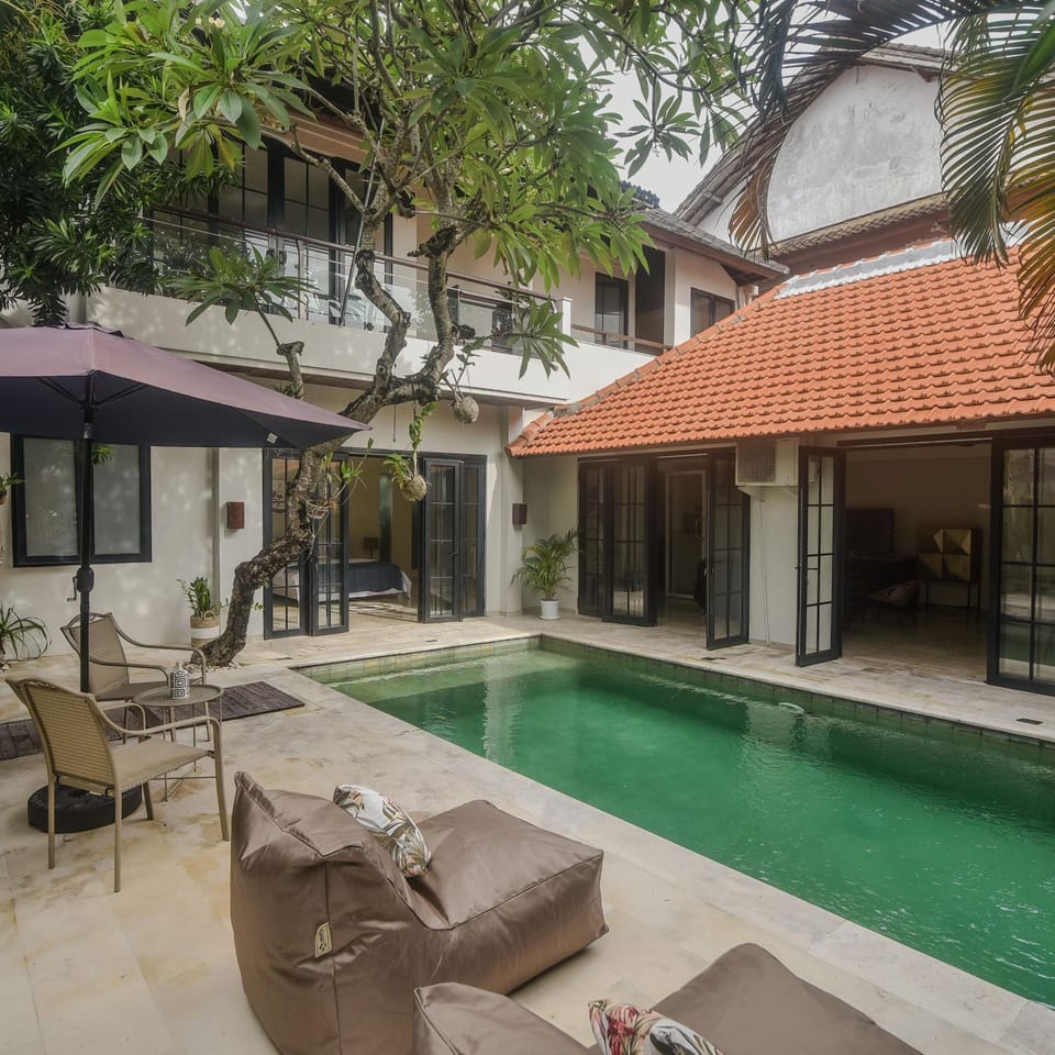 Balcony/Terrace, Swimming pool