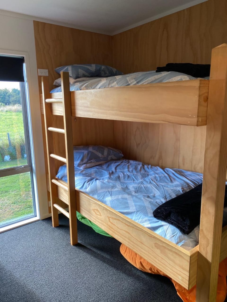 Bedroom, bunk bed