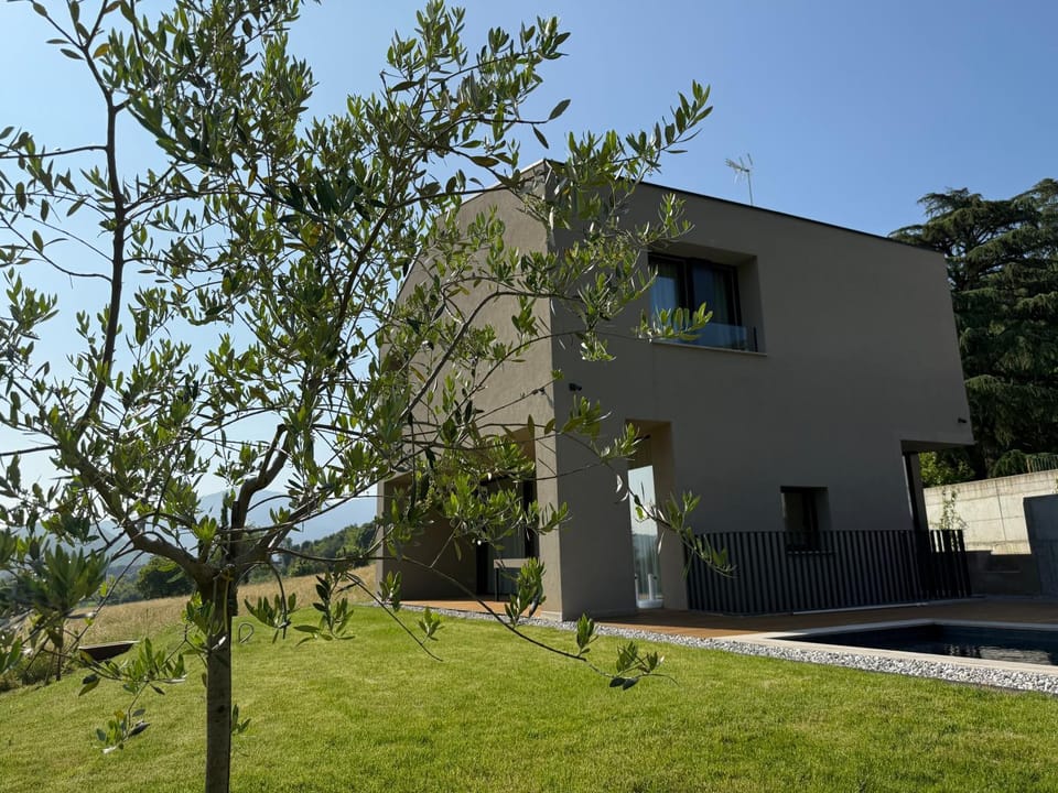 Villa Gemma & Garda, Iseo, Franciacorta Villa in Province of Brescia