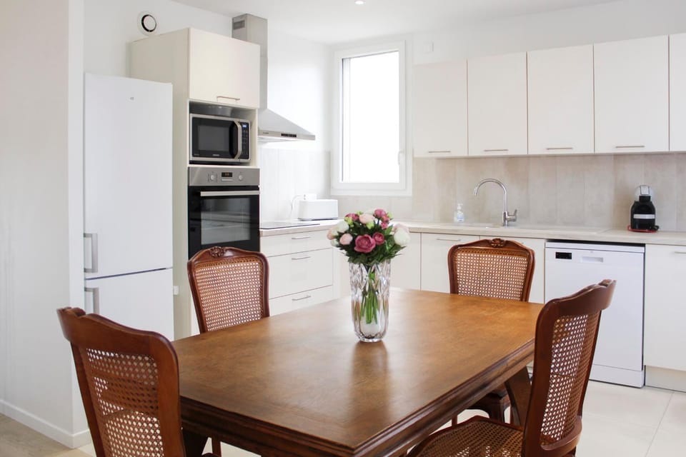 Renovated 2-bedroom apartment Apartment in Drancy