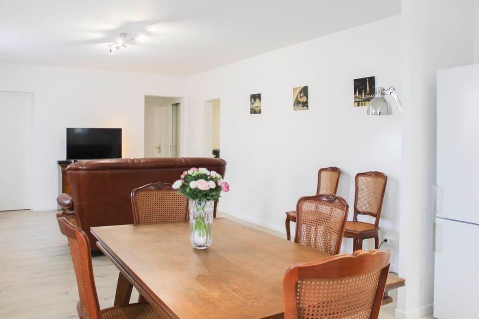 Renovated 2-bedroom apartment Apartment in Drancy