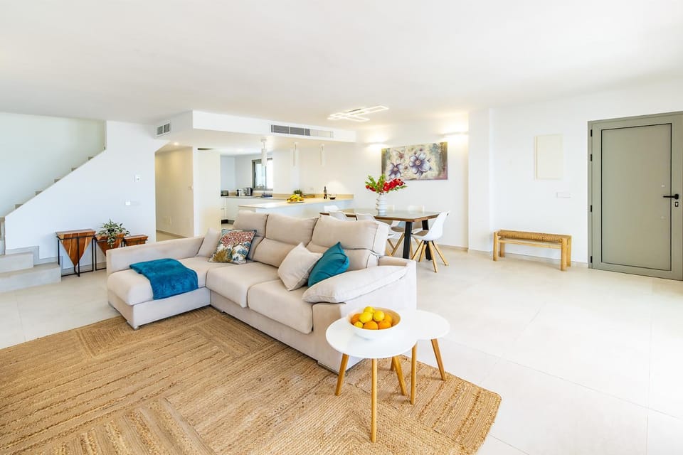 Villa Laura en Alcudia by Mallorca Infinity House in Raiguer