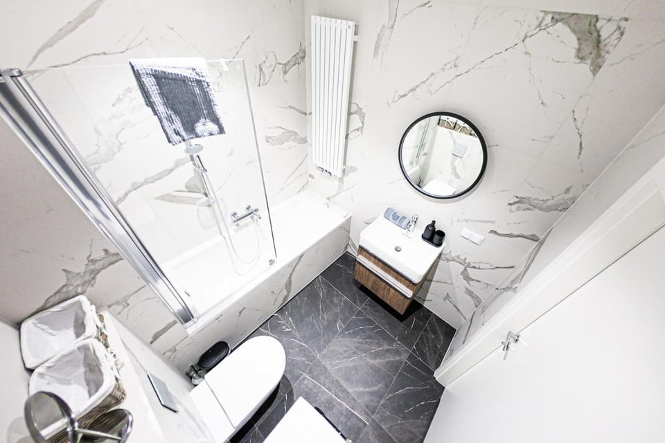 Toilet, Bathroom, Bath