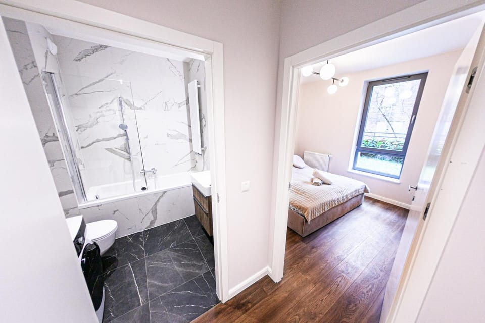 Bathroom, Photo of the whole room