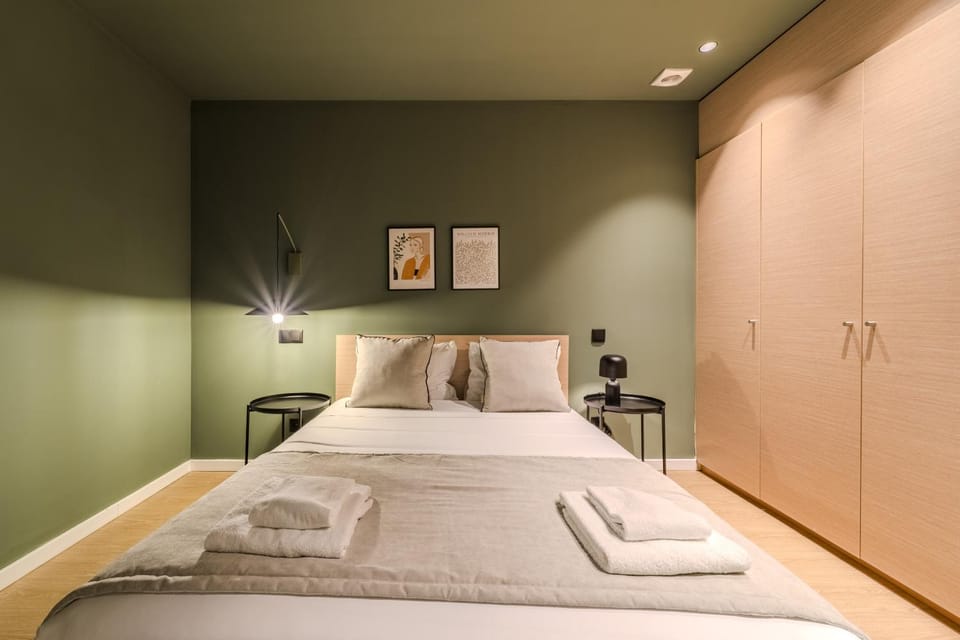 Bed, Bedroom