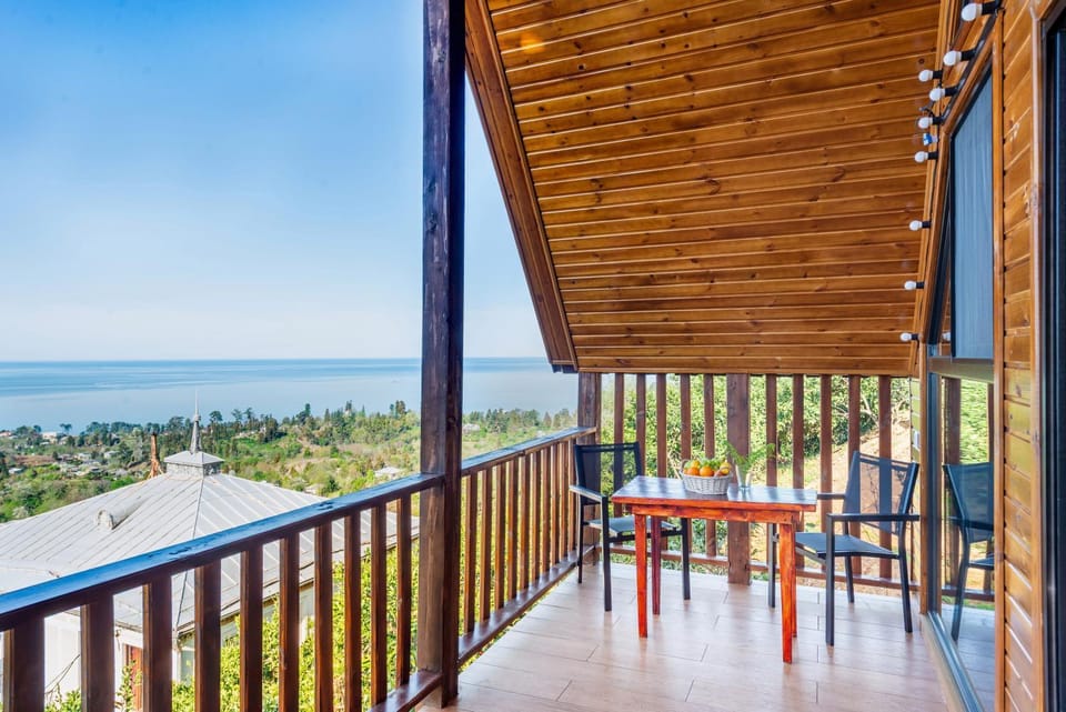 Patio, Day, Natural landscape, View (from property/room), Balcony/Terrace, Dining area, Sea view