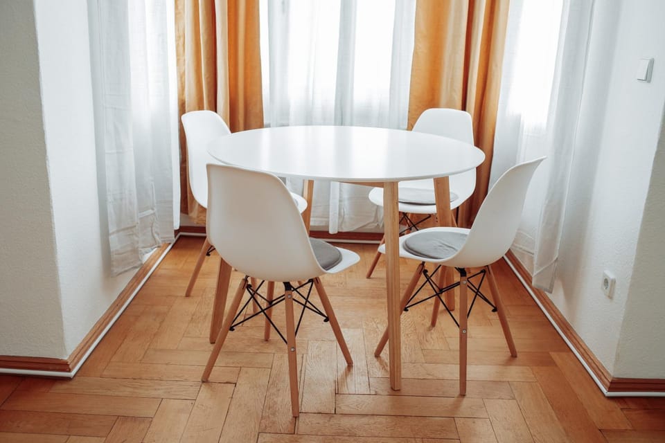 Living room, Seating area, Dining area