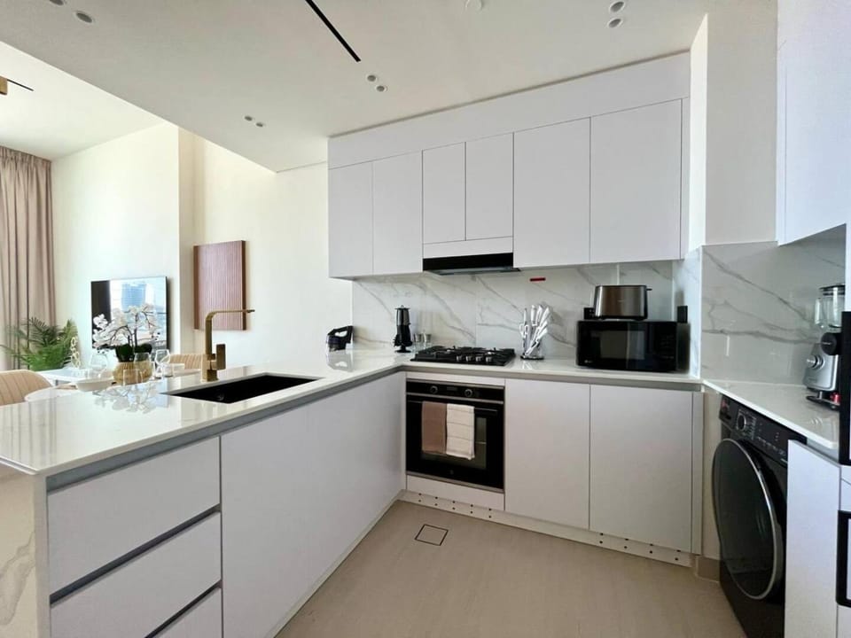 Elegant Jvc 1br Balcony, Pool Access, Parking Apartment in Dubai