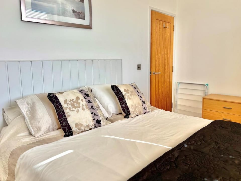 Combe Hill Flat - Parking & Seaview Apartment in Ilfracombe