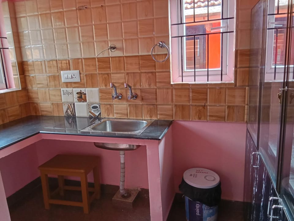 Laxmi Homestay Rifle Range House in Madikeri