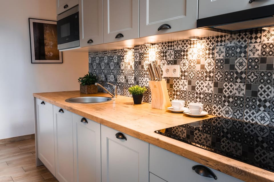 Kitchen or kitchenette, stove