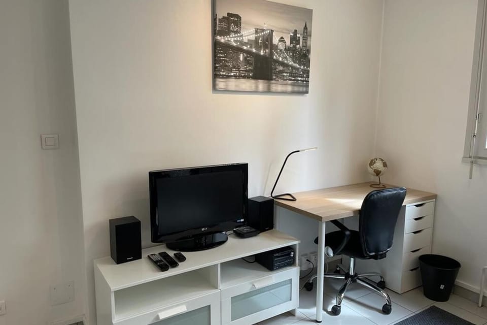 Appartement Lyon 8 proche métro Apartment in Lyon