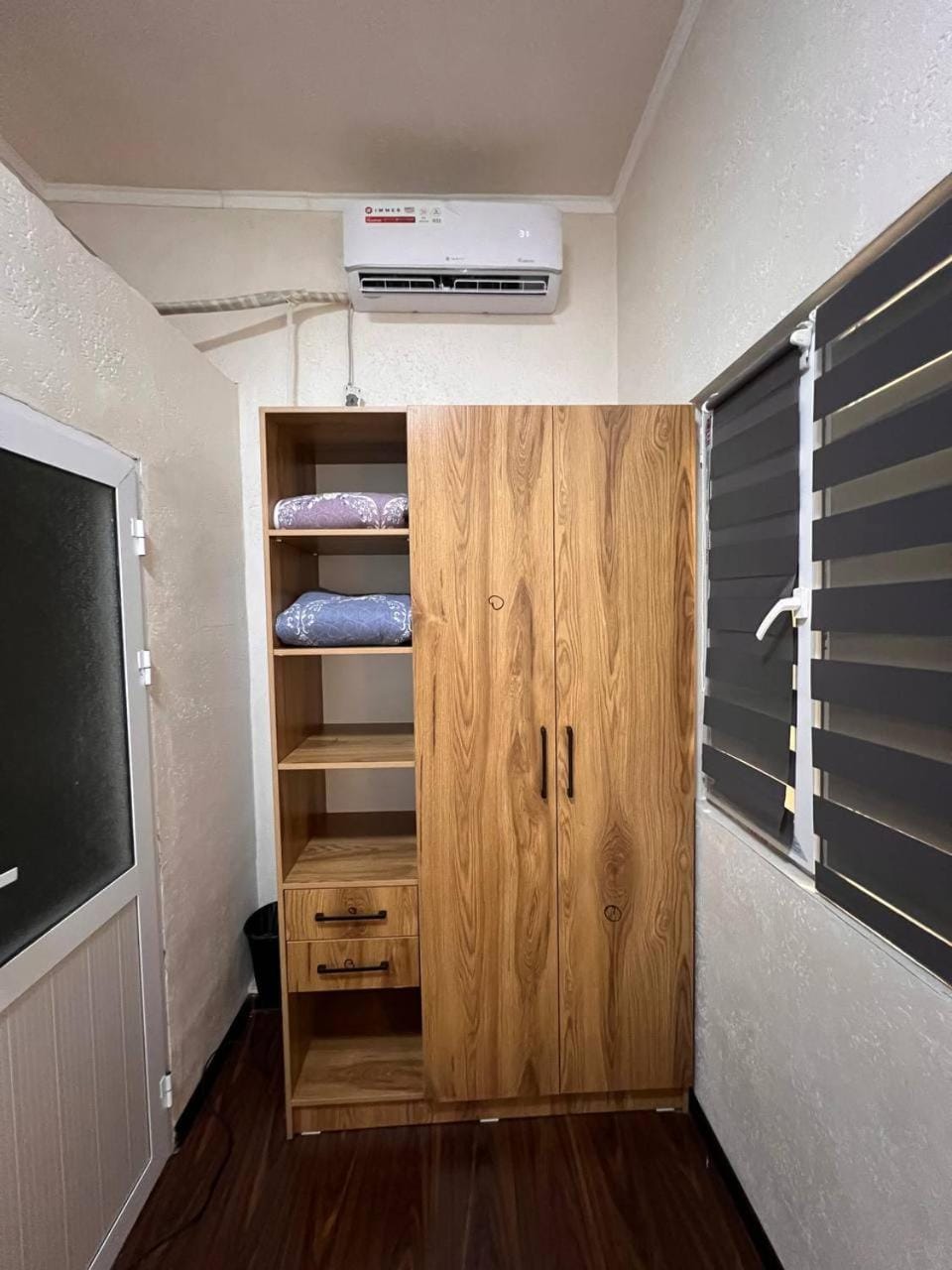 wardrobe