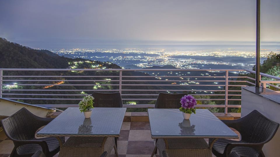 Natural landscape, View (from property/room), Balcony/Terrace, Balcony/Terrace, Mountain view