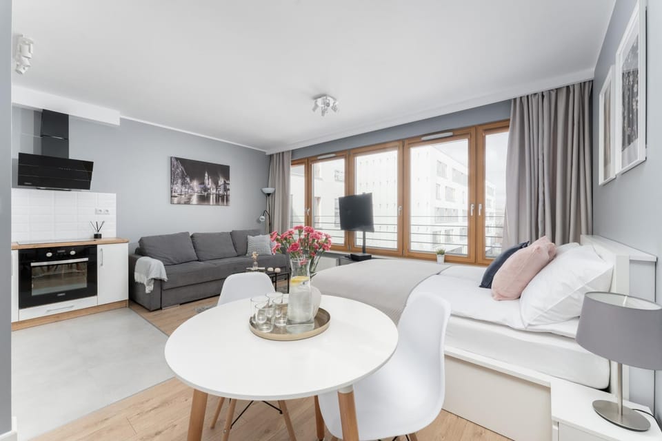 TV and multimedia, Kitchen or kitchenette, Seating area