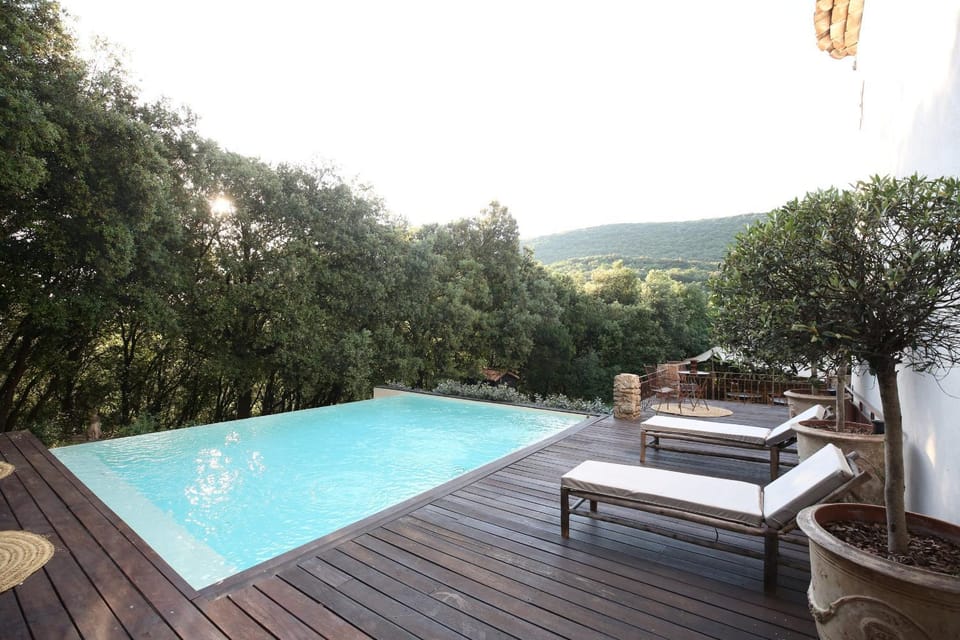Mas La Solarie - Piscine & Rivière Privée - Cévennes House in Occitanie
