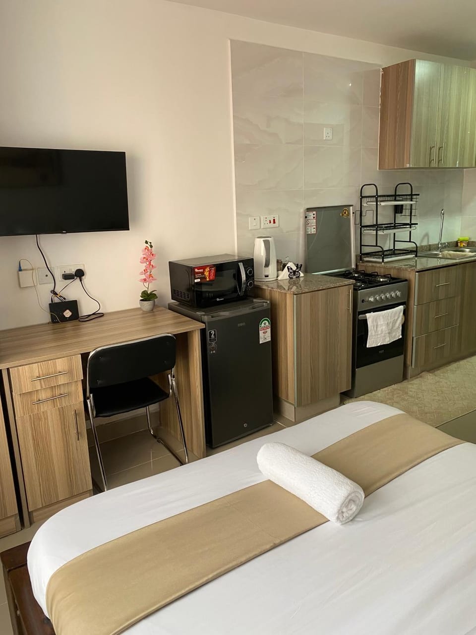TV and multimedia, Kitchen or kitchenette