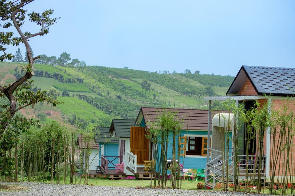 Property building, Natural landscape, Mountain view