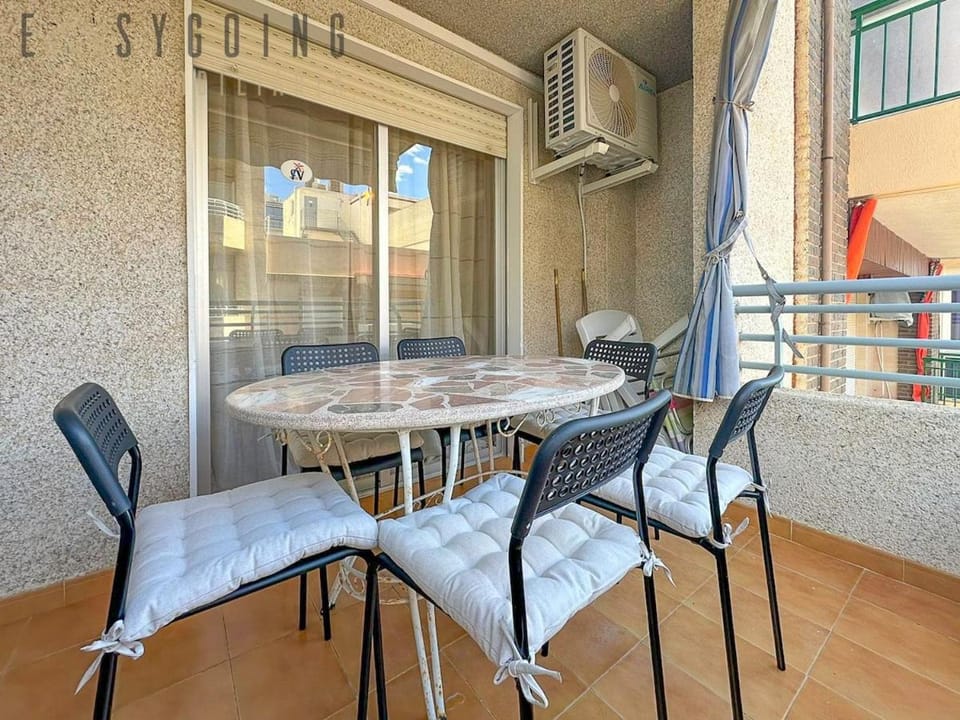 Off site, Balcony/Terrace