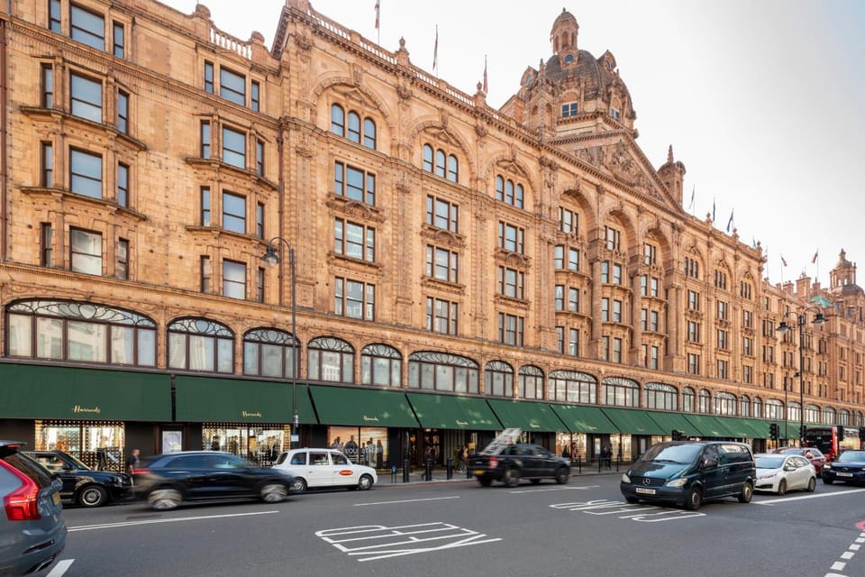Chelsea Executive Cloisters 571 Apartment in City of Westminster