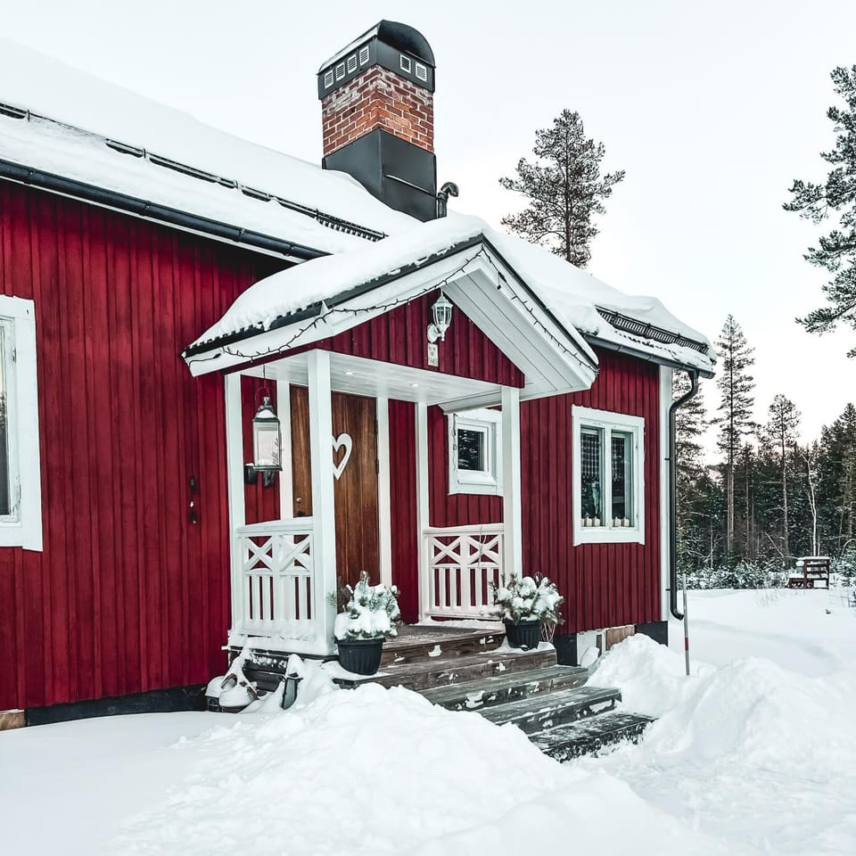 Property building, Day, Winter