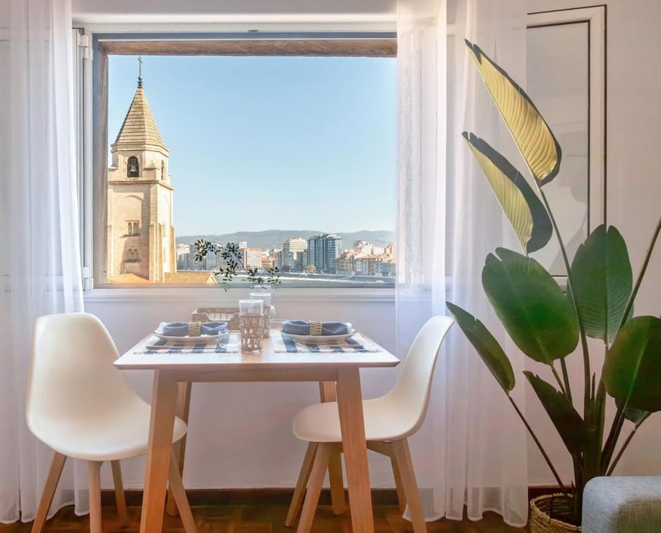 130B Apartamento en Cimadevilla by R2R Consulting Apartment in Gijón