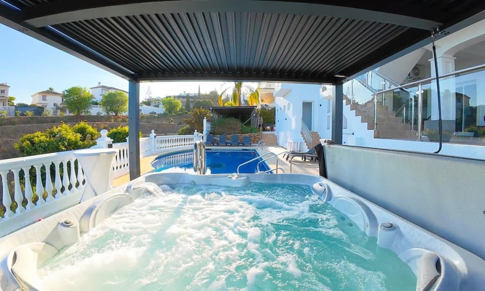 Casa Limon Lux MansionHoliday Sport Welness Villa in Costa del Sol