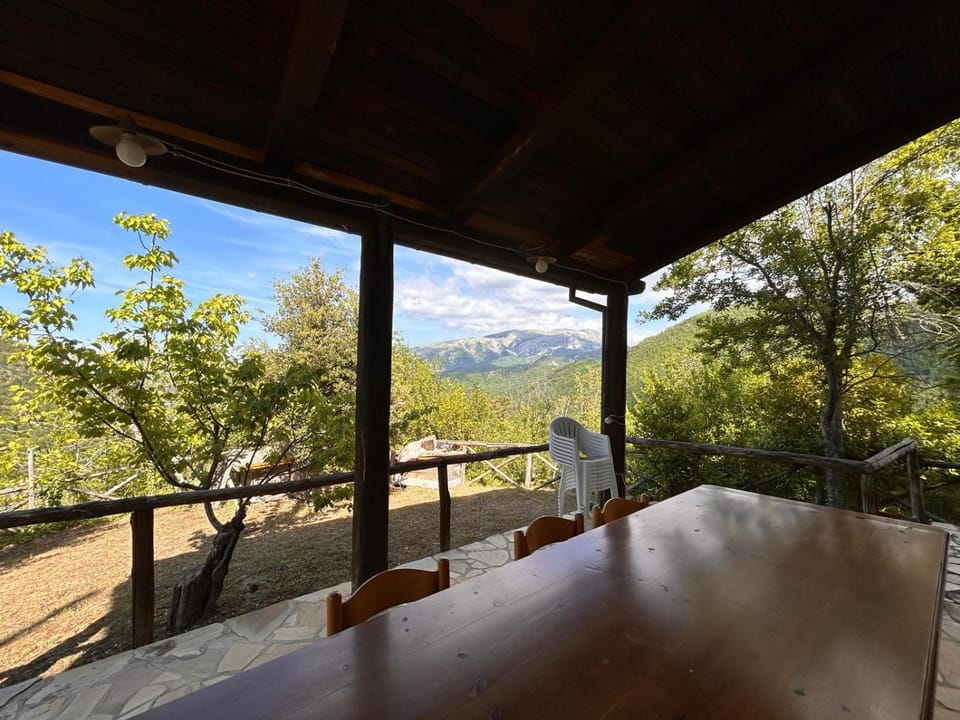 La casetta nel bosco House in Marche