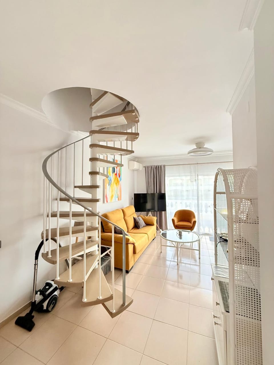 TV and multimedia, Living room, Seating area