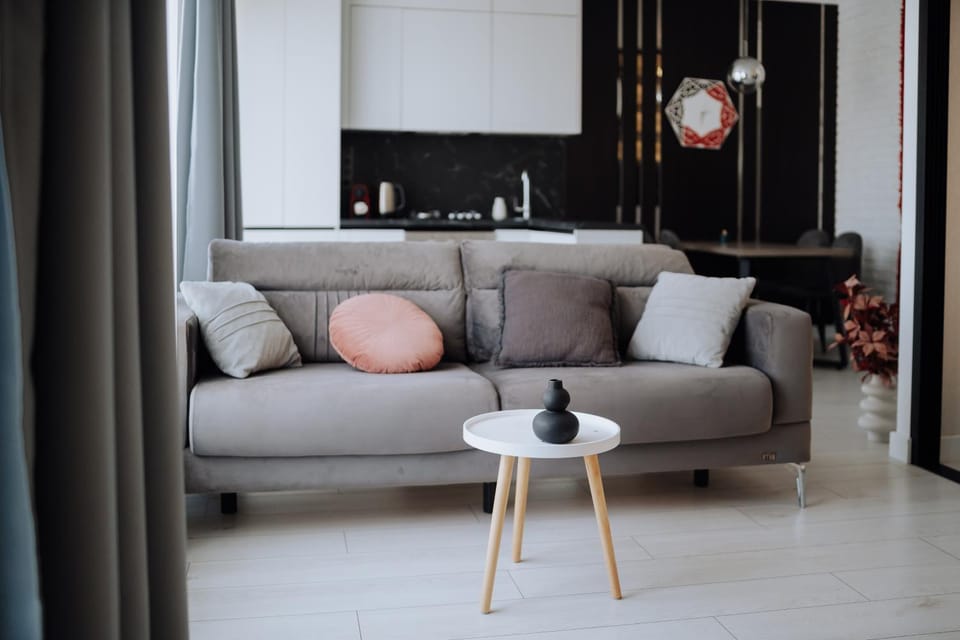 Kitchen or kitchenette, Seating area