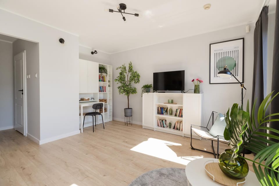 Library, Living room