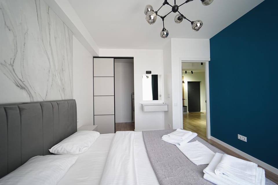 Bed, Photo of the whole room, Bedroom, towels, wardrobe
