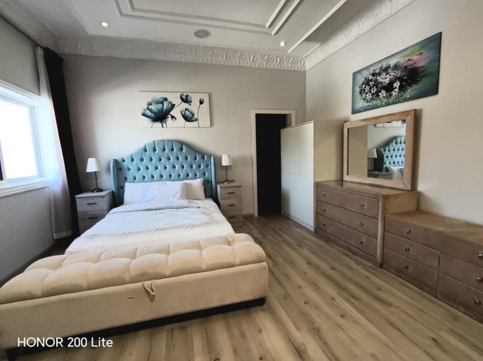 Cozy and Vibrant Room in villa Al Wasl #3 Bed and Breakfast in Dubai