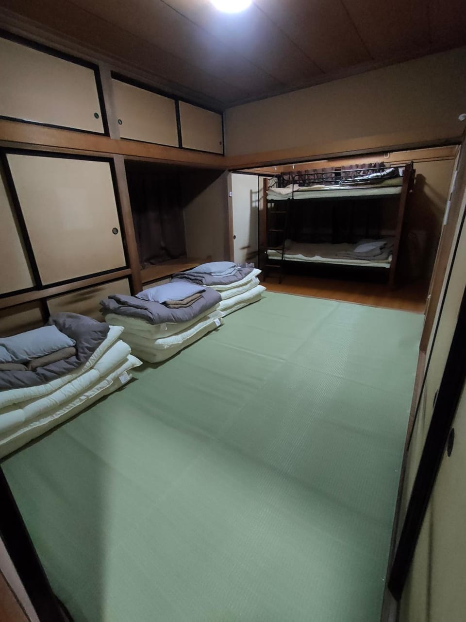 木の家ゲストハウス郡山本館 Hostel in Japan