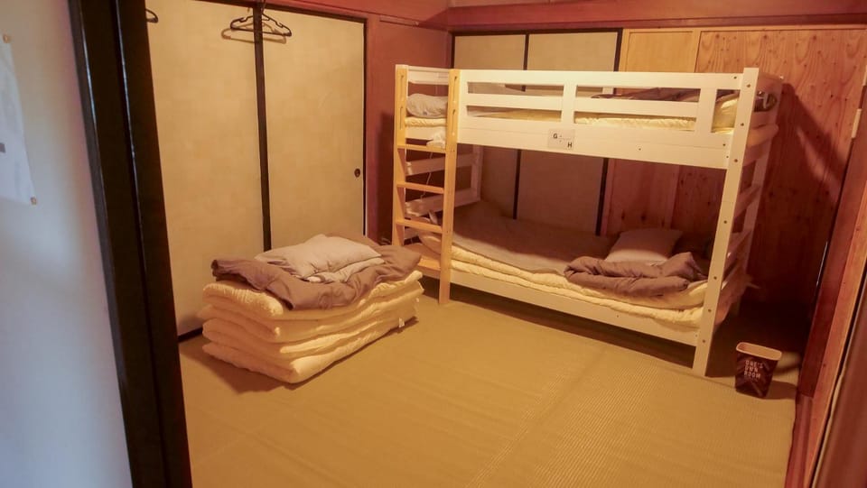 木の家ゲストハウス郡山本館 Hostel in Japan