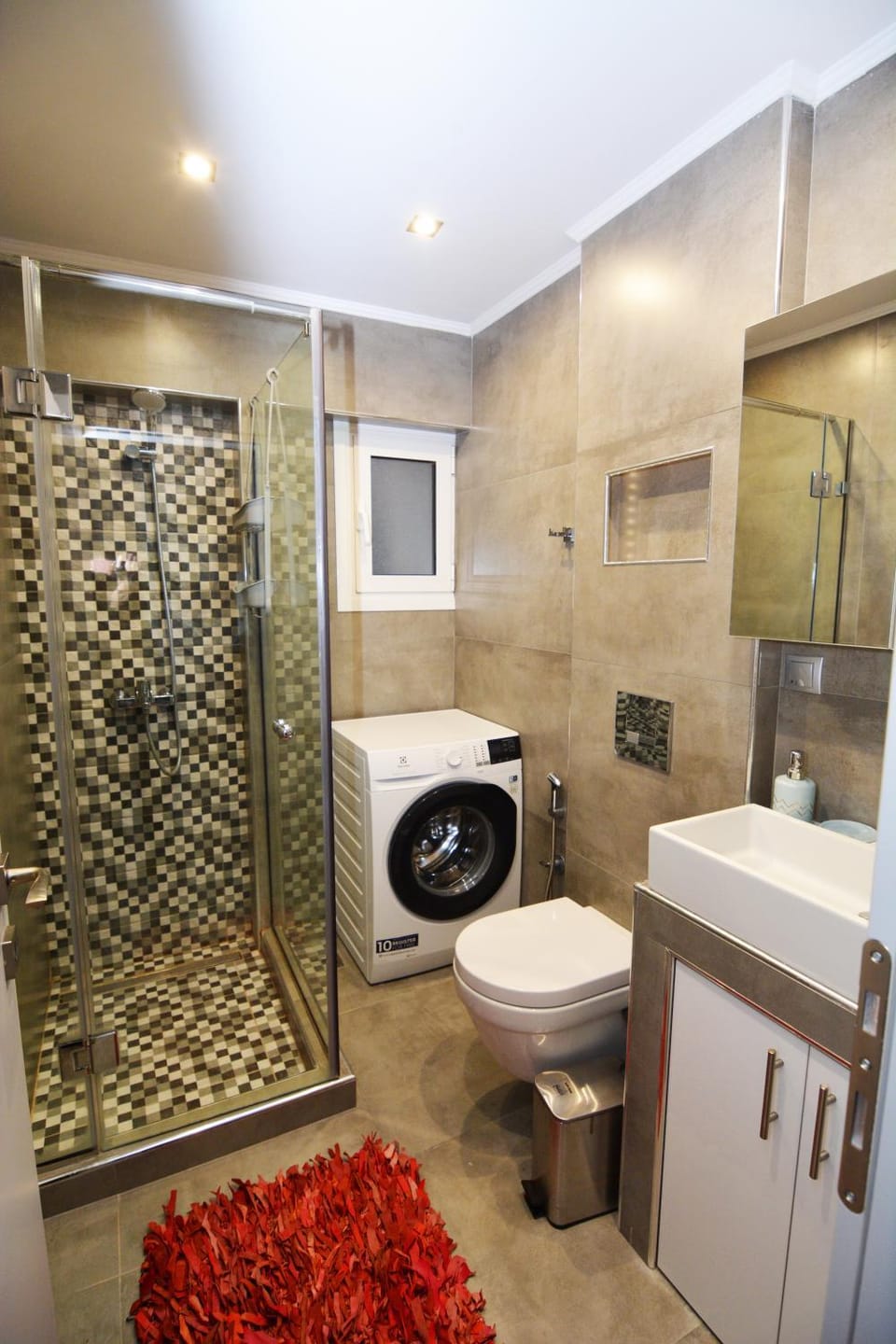 Shower, Toilet, Bathroom