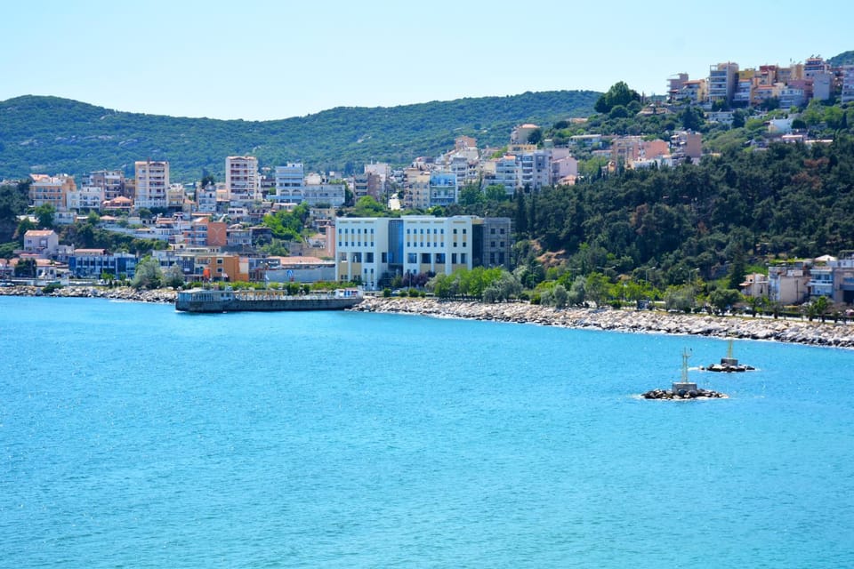 Property building, Nearby landmark, Natural landscape, City view, Sea view